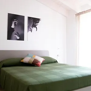 Regi Apartment